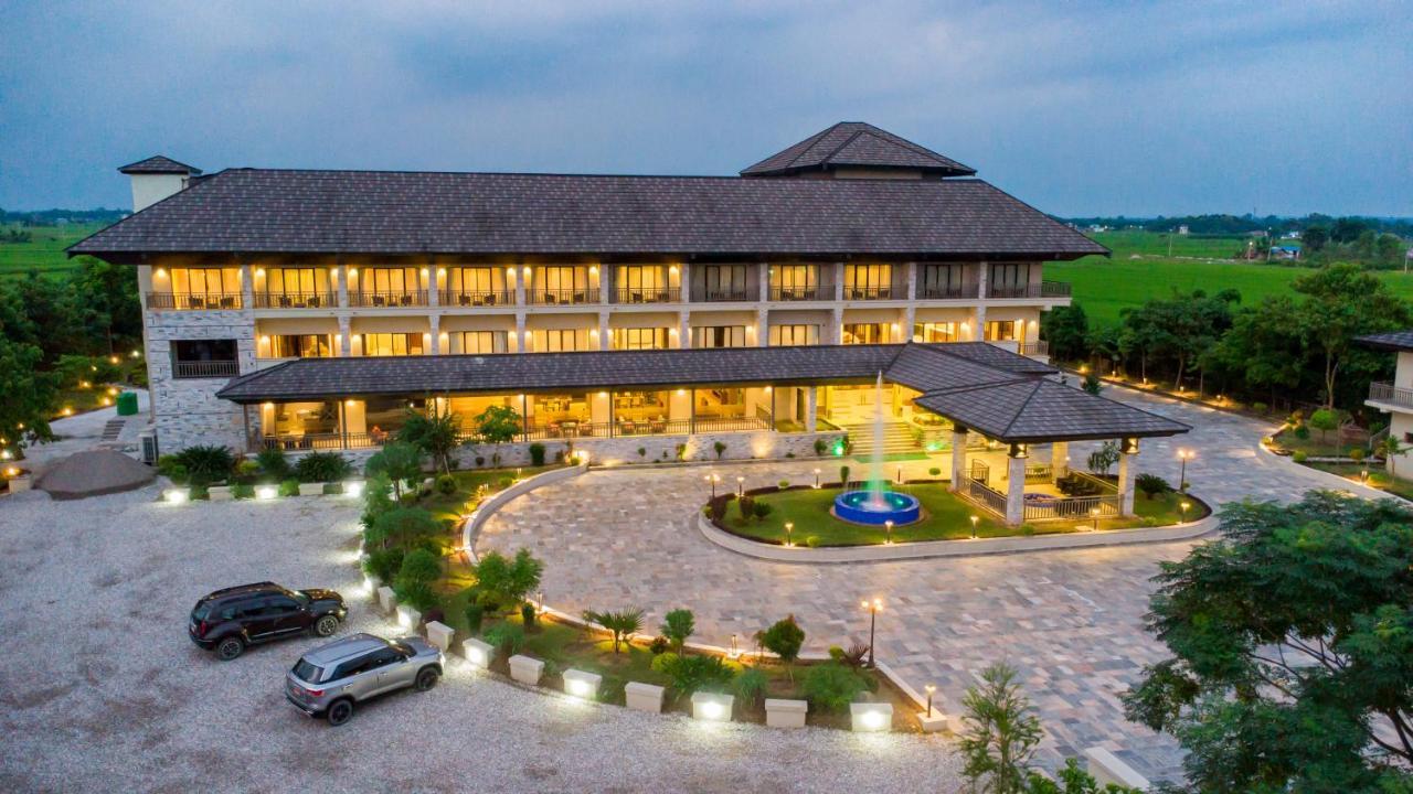Soaltee Westend Resort Chitwan Buitenkant foto