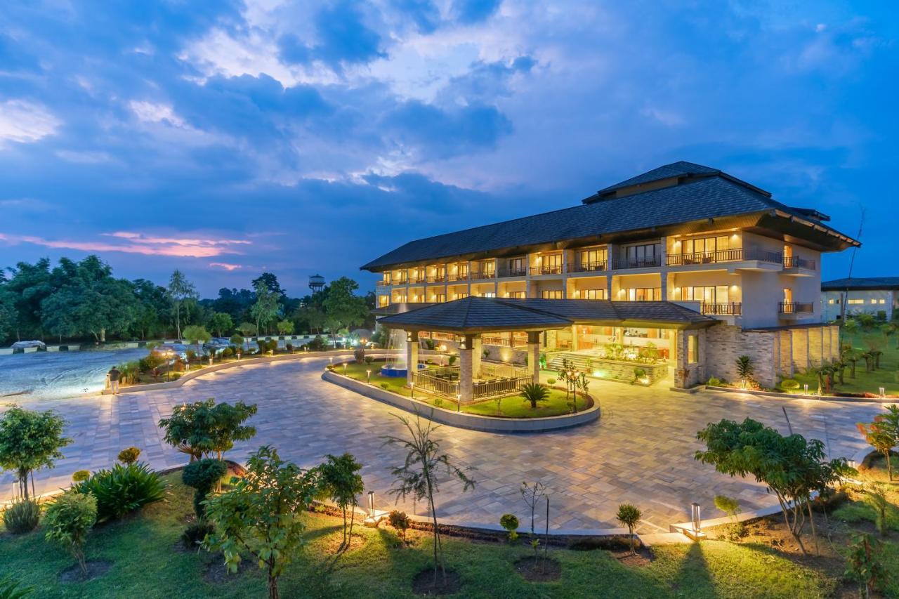 Soaltee Westend Resort Chitwan Buitenkant foto